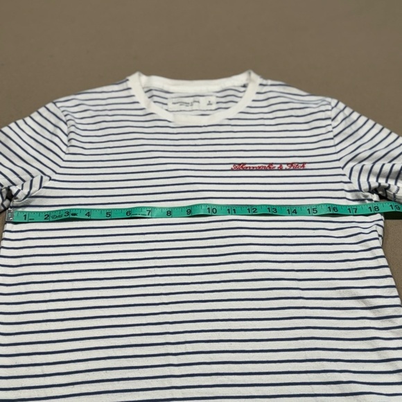 Abercrombie & Fitch Navy and White Striped Tee - Picture 4 of 4